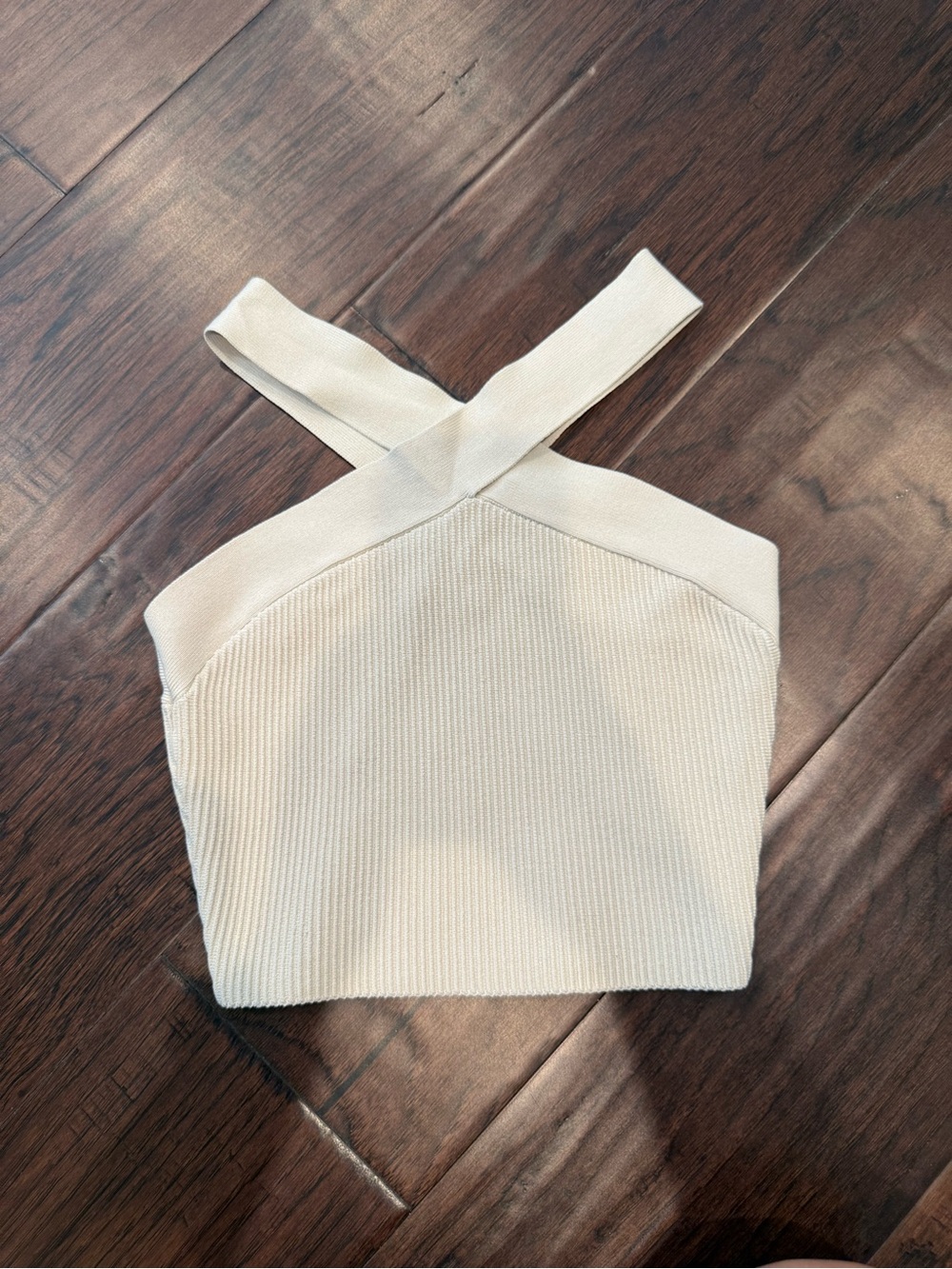 Aritzia Babaton Ribbed Cross-Strap Crop Top